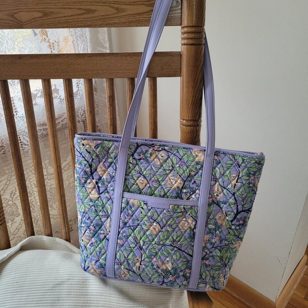 Vera Bradley Hanging Around Sloth Tote Bag Lavender Purple Rare Retired Print - Picture 2 of 8